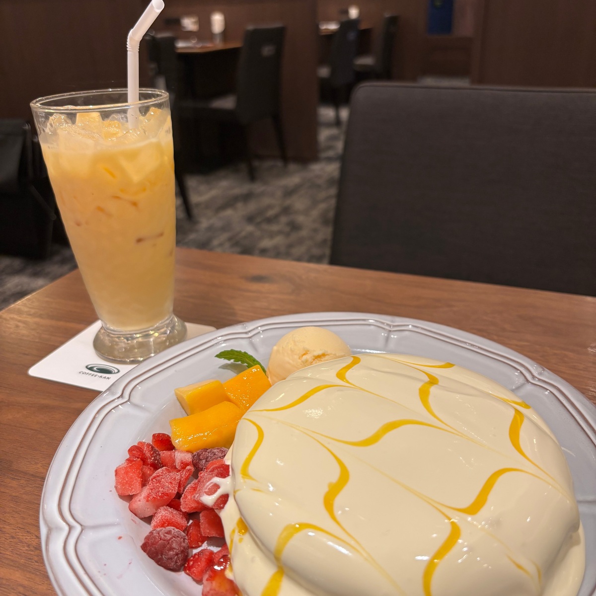 【珈琲館・季節限定スイーツ】夏の訪れを感じるトロピカルなホットケーキ