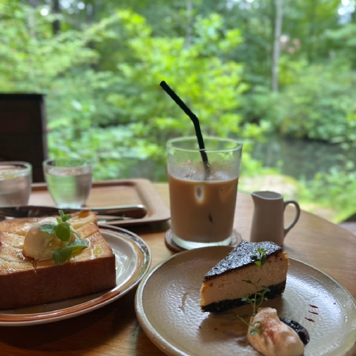 【群馬県嬬恋村】湖畔の隠れ家カフェで楽しむ癒しのスローライフ