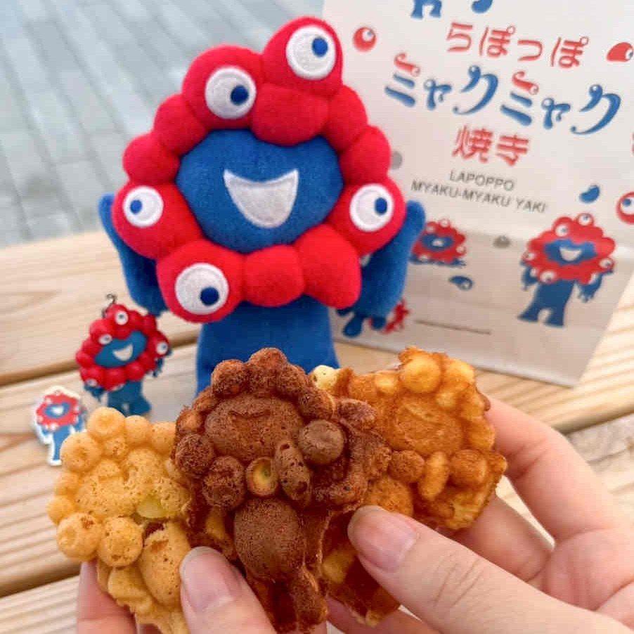 【万博グルメ】話題の『ミャクミャク焼き』どこで買える？会場限定『ミャクミャクもなかアイス』も！大阪・関西万博でスイーツ巡り