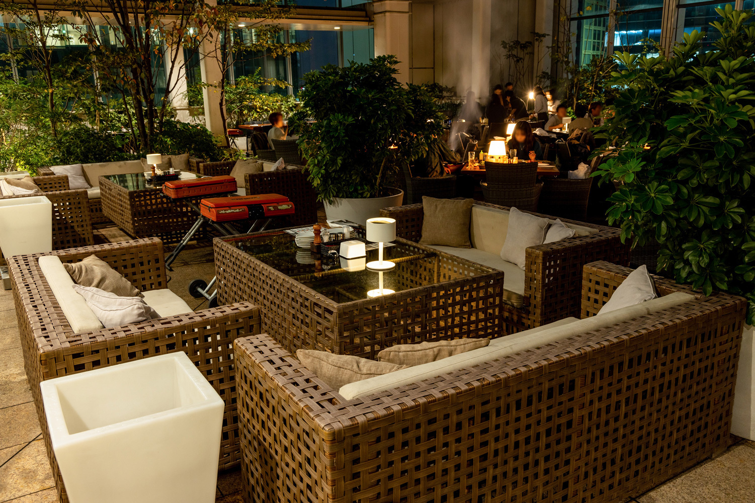 最高に冷たくておいしいビールが飲めるビアガーデン３選【東京 神奈川】