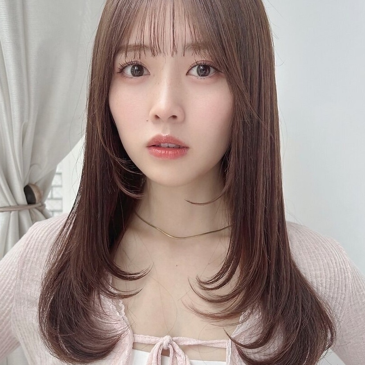 【伸ばしかけ前髪アレンジ】目力も小顔も叶える、ぱつっとシースルーバングで印象アップ