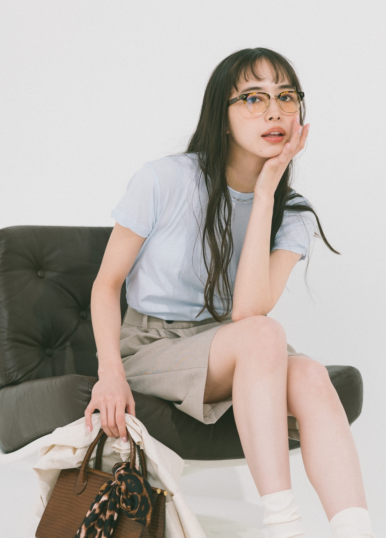 井桁弘恵のメガネコーデが今っぽくて可愛い！最旬スタイル8選