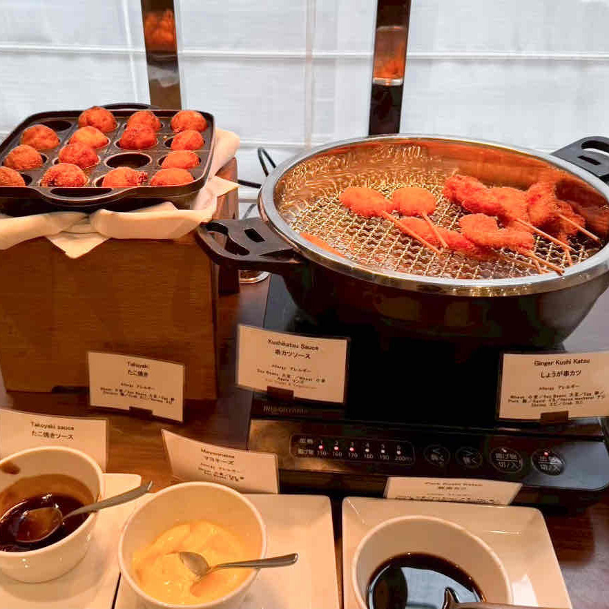 【大阪】串カツにたこ焼き！大阪名物に出会える豪華な朝食ブッフェ《コートヤード・バイ・マリオット大阪本町》万博観光の拠点におすすめホテル