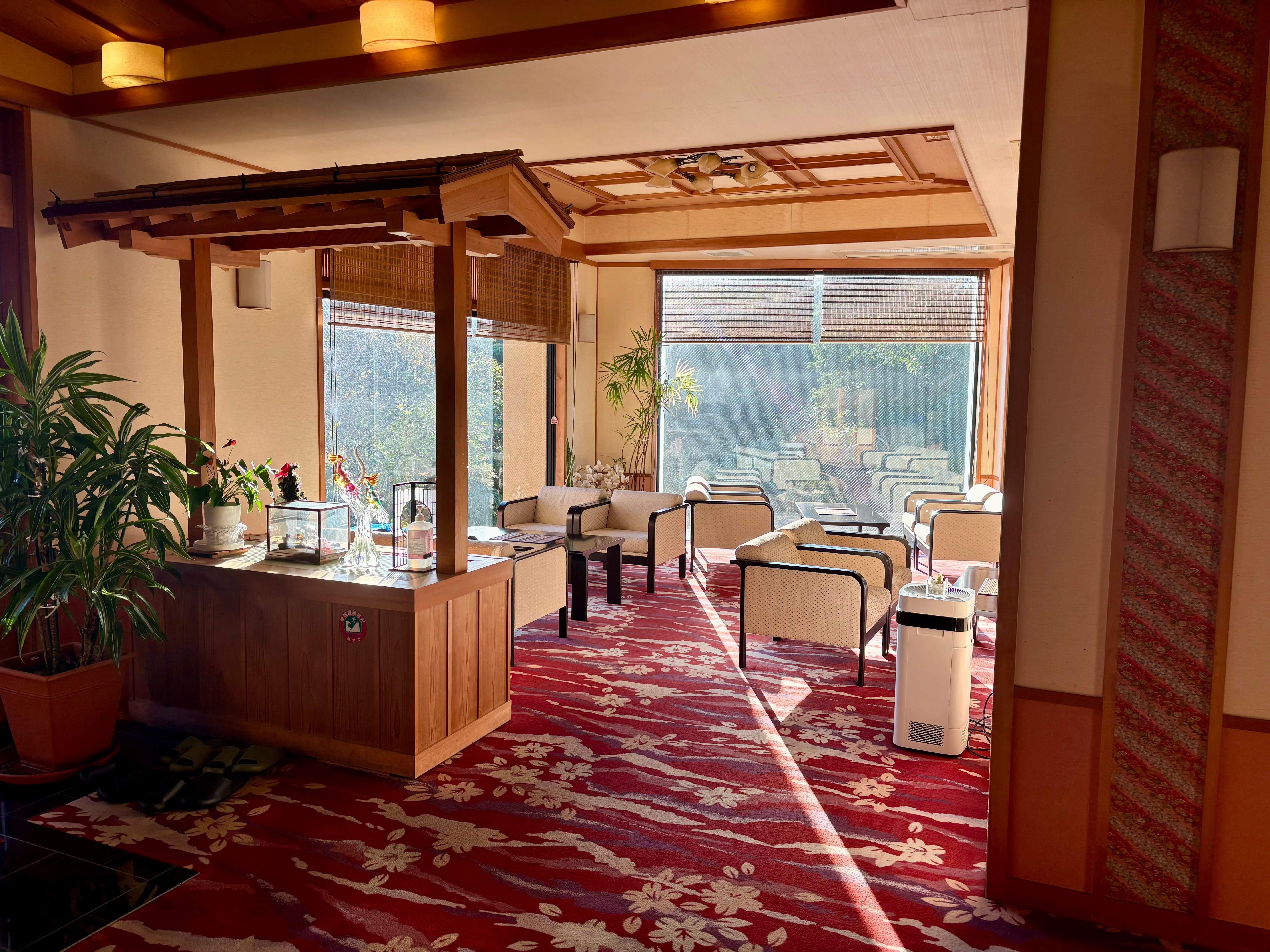 ぶっちぎり料理 別館すずき　内観