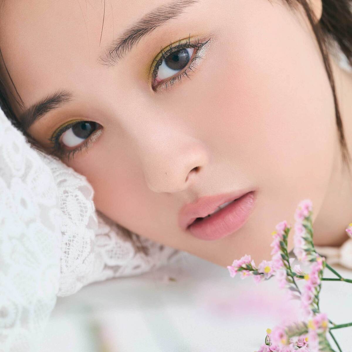【連載】大友花恋がときめいた最新コスメを旬のメイクアップテクとともにお届け！
