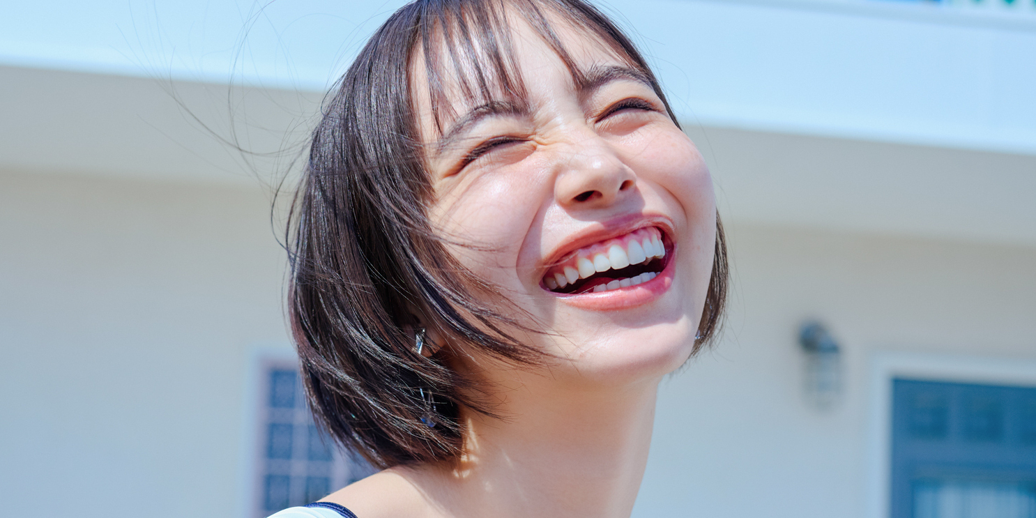 【井桁弘恵×2025年最新水着】ハイウエストビキニ5選！可愛くメリハリを演出